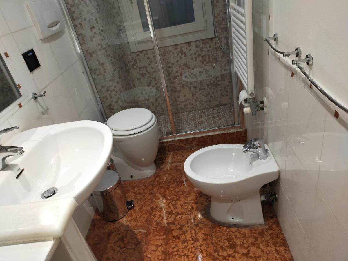 Biennale Apartment Near San Marco Venetië Buitenkant foto