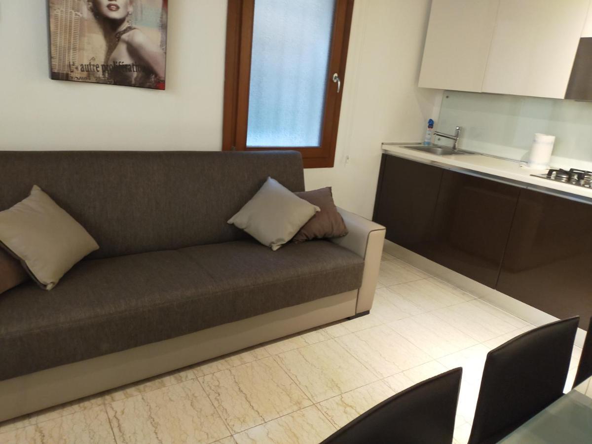 Biennale Apartment Near San Marco Venetië Buitenkant foto